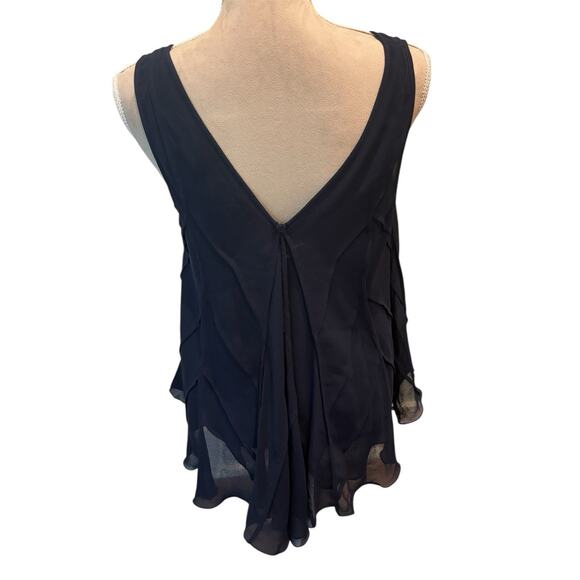 Ladies Navy Blue Max Studio Flowy V Neck Top L - Picture 2 of 5